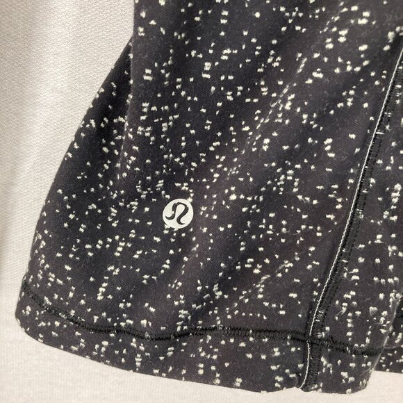 Lululemon Black White Dot Run Briskly Quarter Zip Pullover Top size 8 Athletic - Picture 11 of 12